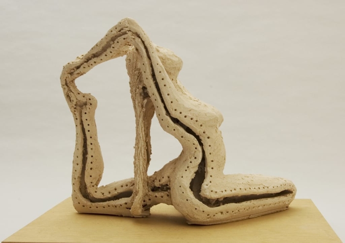 Giuseppe Canali Figura Yoga Ceramica Raku da cuocere